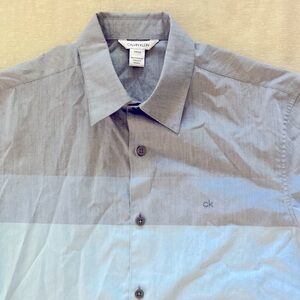 Calvin Klein Men’s‎ Blue Striped Button Down size S